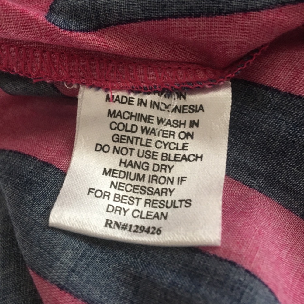 Escapada Nwot Blue/Raspberry Print Top Size M - image 2